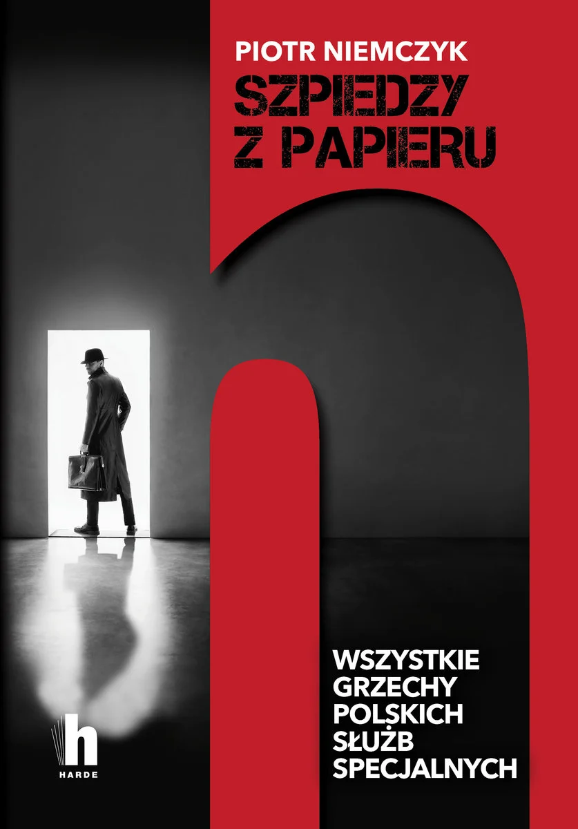 Piotr Niemczyk: Szpiedzy z papieru. (EBook, Harde)